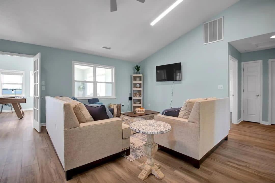 Surf City Serene Waterfront Vacation Home Экстерьер фото