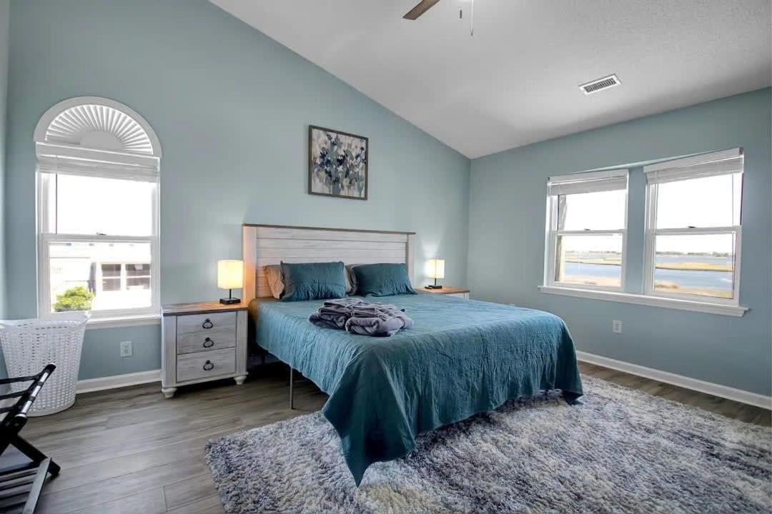Surf City Serene Waterfront Vacation Home Экстерьер фото