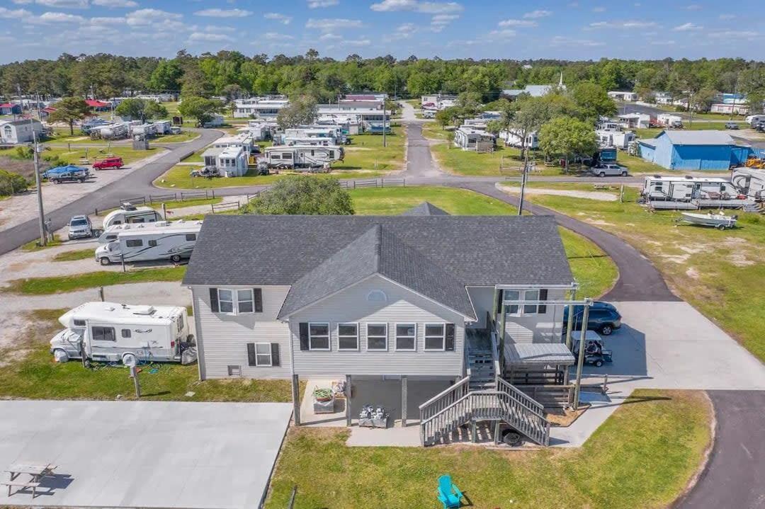 Surf City Serene Waterfront Vacation Home Экстерьер фото